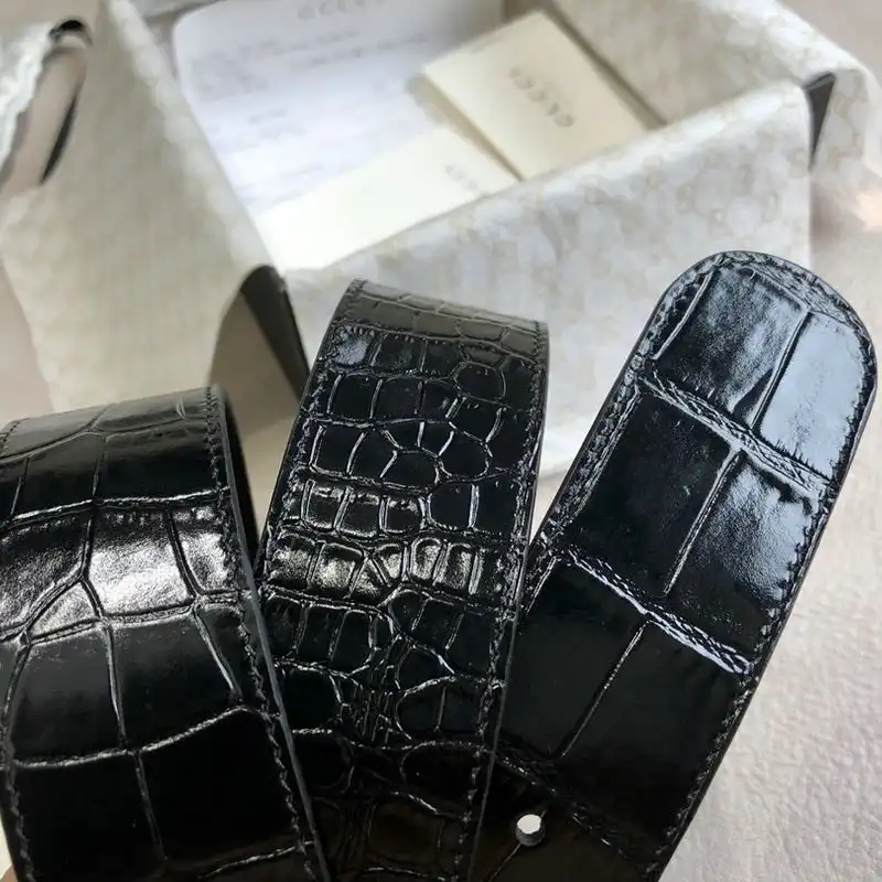 G*u*i s belt 2009xf0074