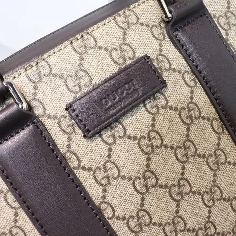 G*u*i briefcases 19gm0021