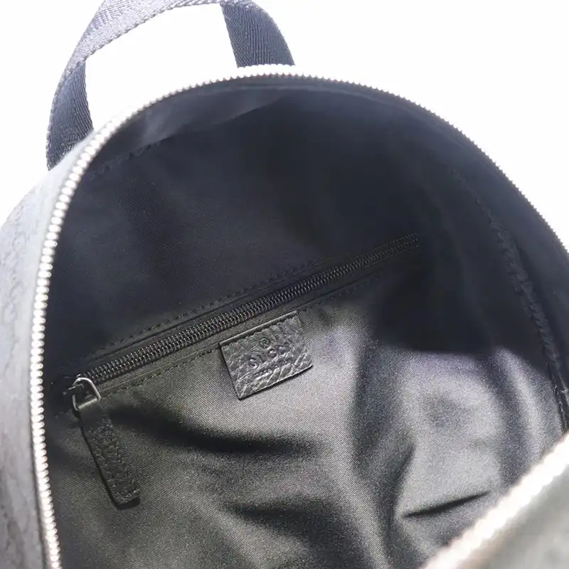 G*u*i backpack 19gm0022