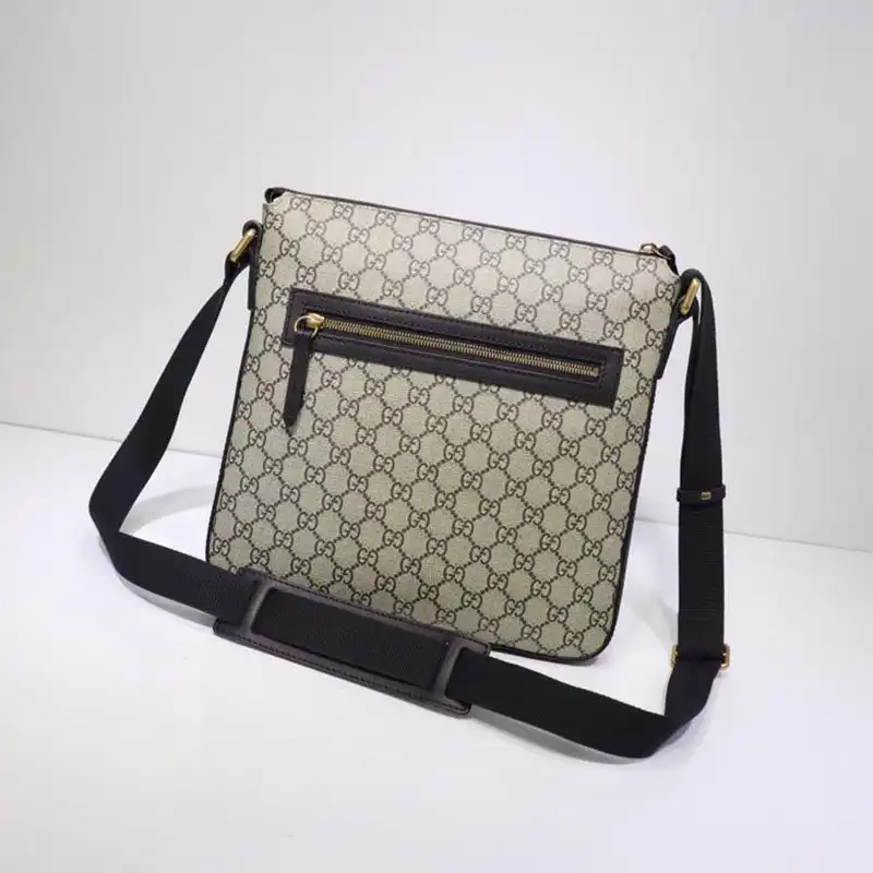 G*u*i crossbody bag 19gm0045