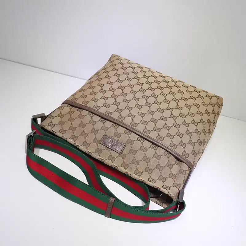 G*u*i crossbody bags 19gm0065