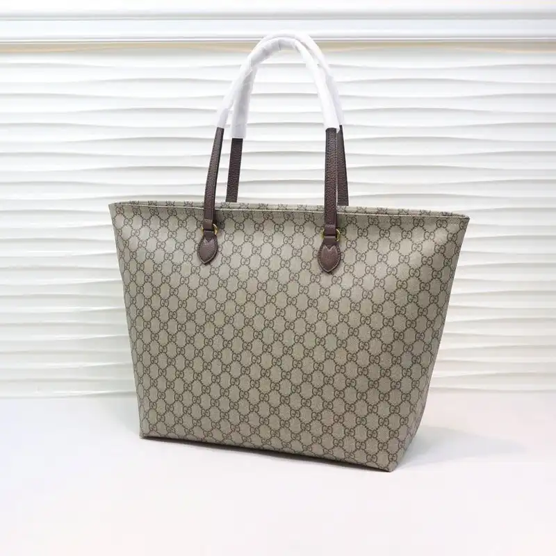 G*u*i bags 205b570019