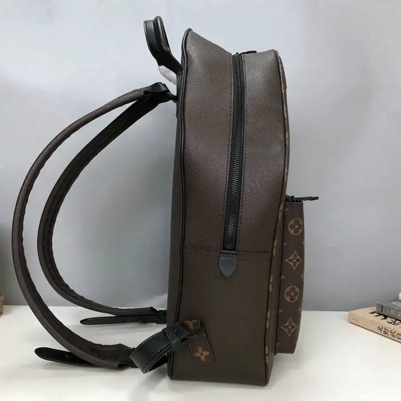 LV Bags 206B570118
