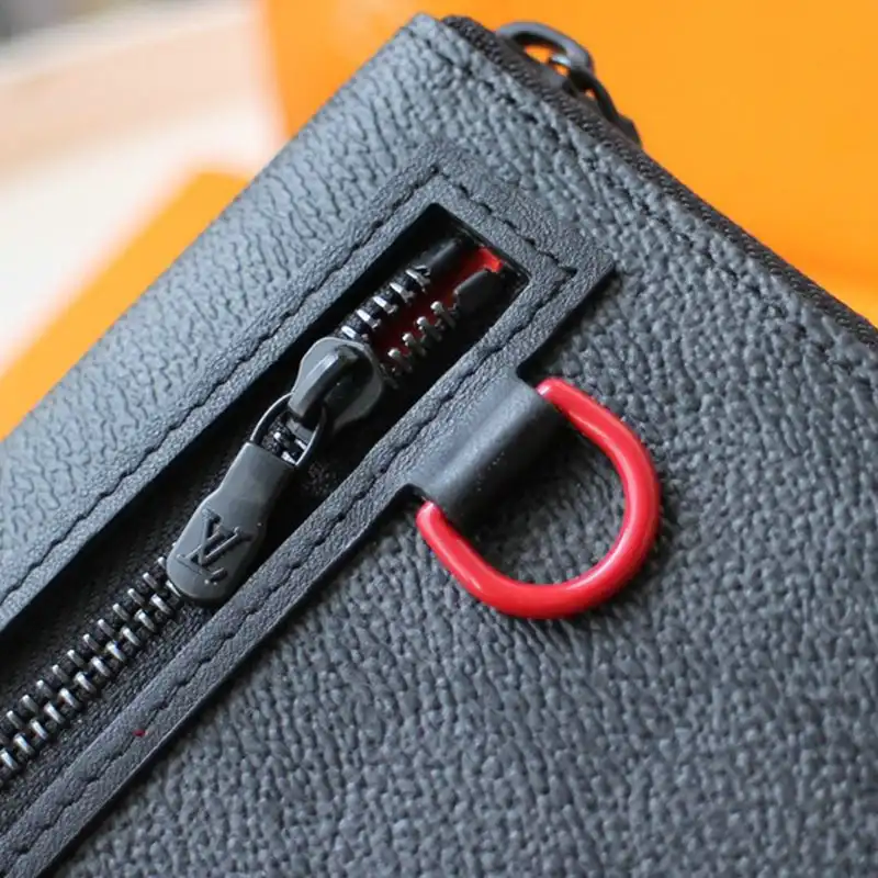 LV Bags 207B570020