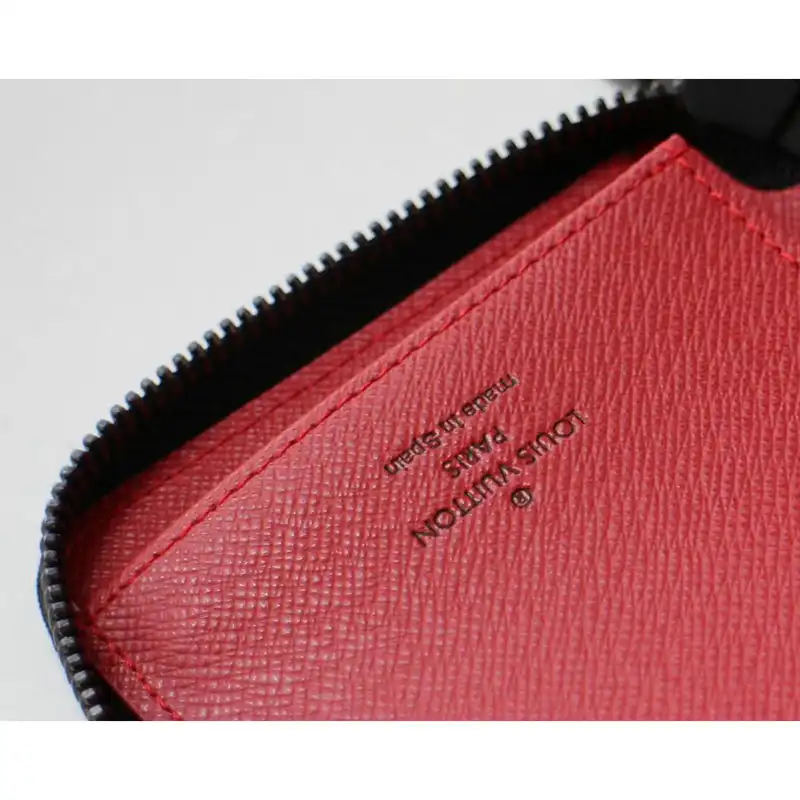LV Bags 207B570020