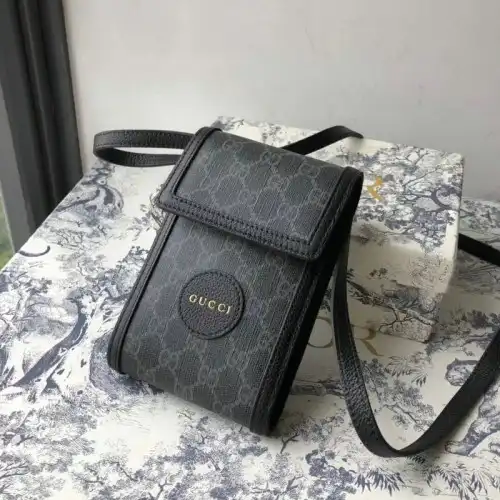 G*u*i bags 208b570059
