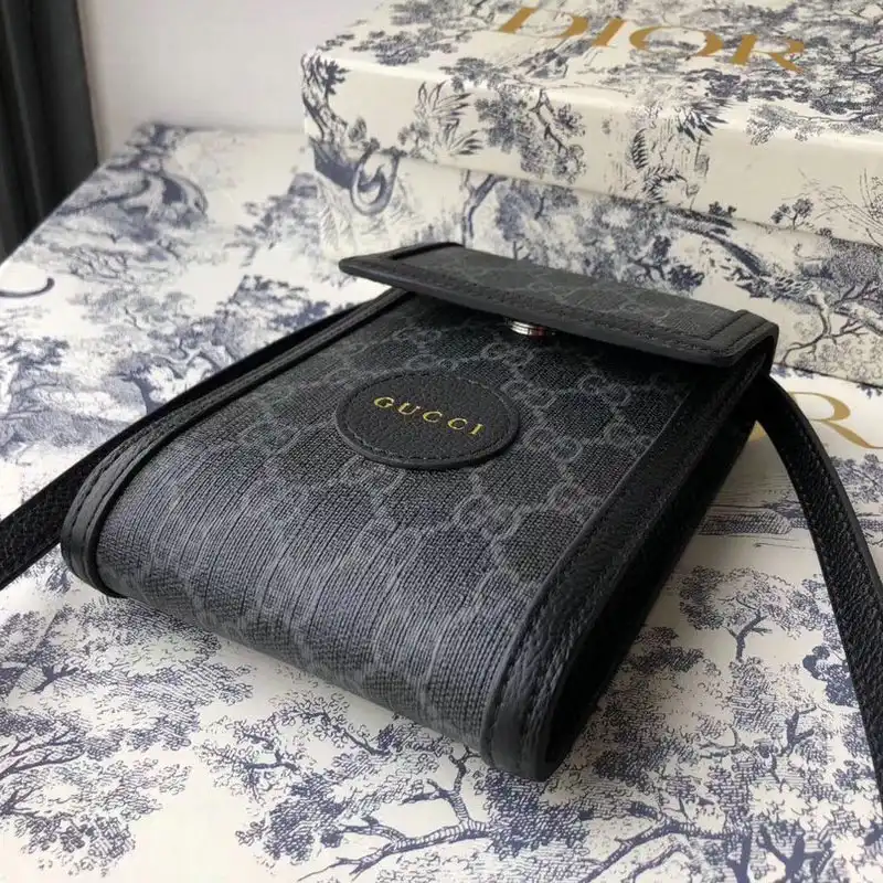 G*u*i bags 208b570059