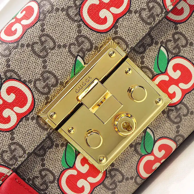 G*u*i bags 208b570136