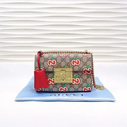 G*u*i bags 208b570136