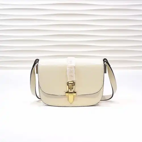 G*u*i bags 208b570146