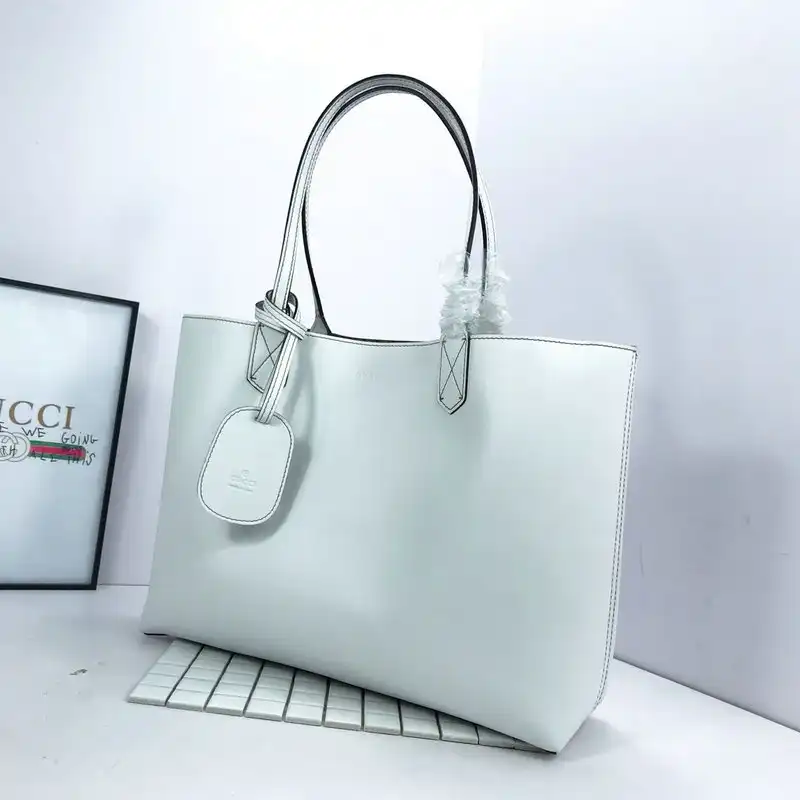 G*u*i bags 20b570075