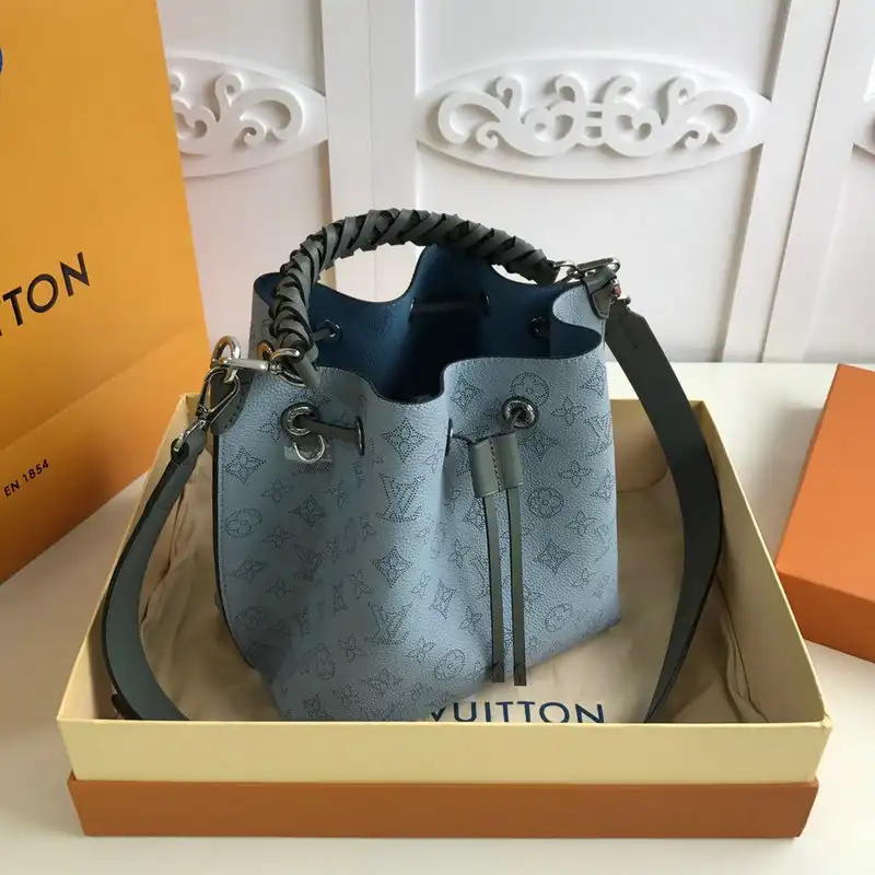 Loewe Bags 20DJ570176