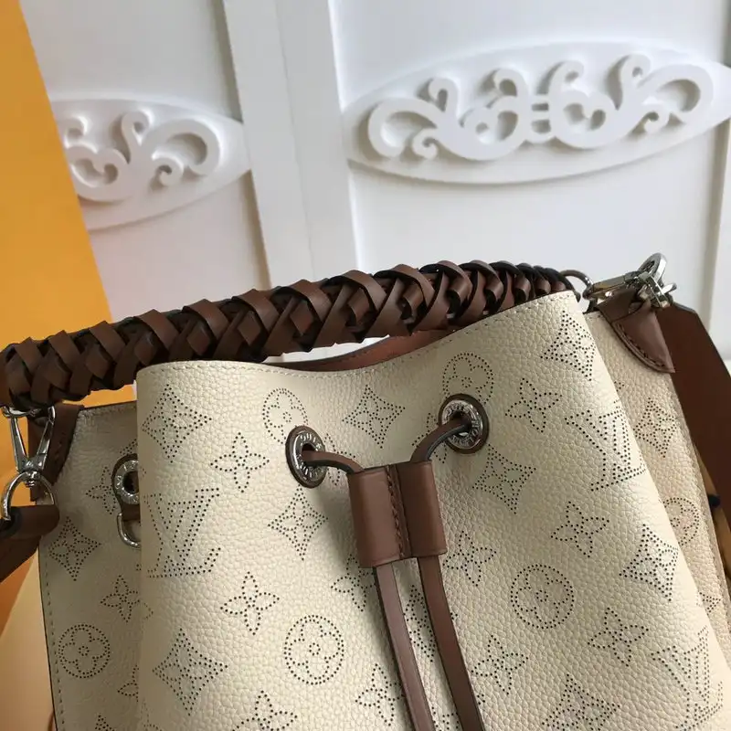 Loewe Bags 20DJ570179