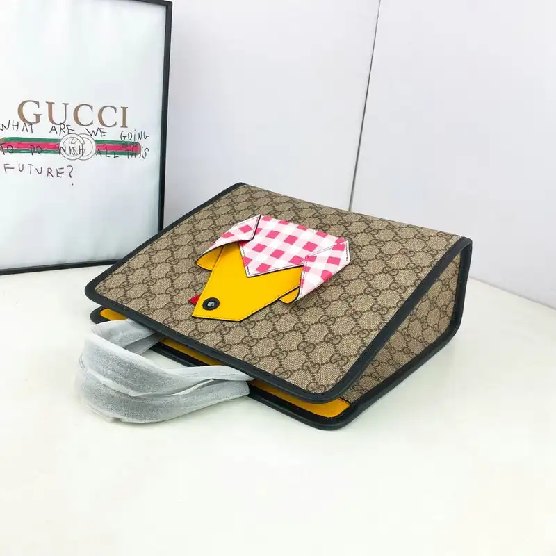 G*u*i bags 20b570195
