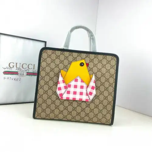 G*u*i bags 20b570195