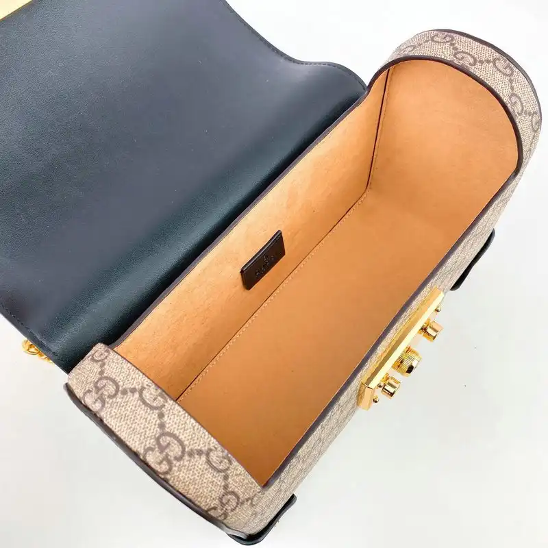 G*u*i bags 20b570217