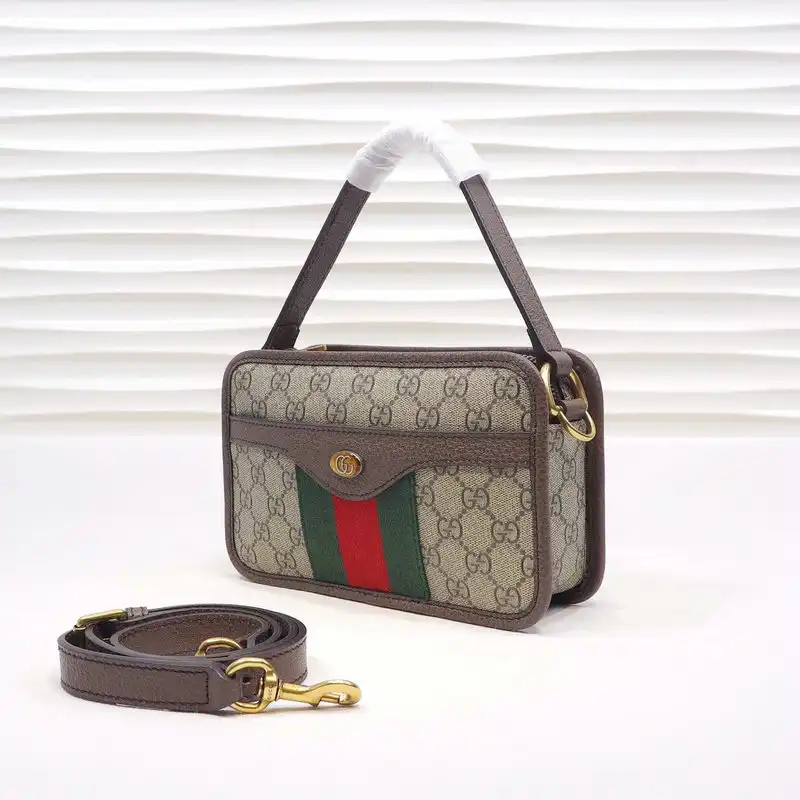 G*u*i bags 20b570242