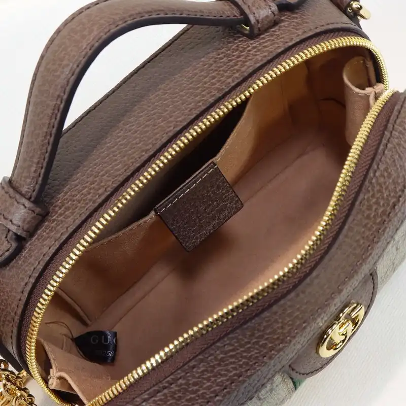 G*u*i bags 20b570243