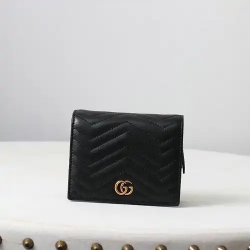 G*u*i bags 20b570307