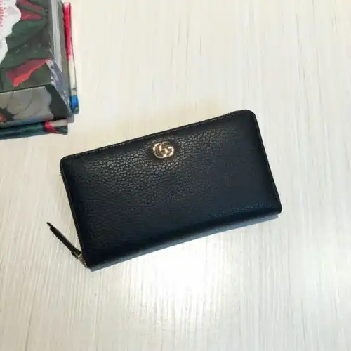 G*u*i bags 20guc0034
