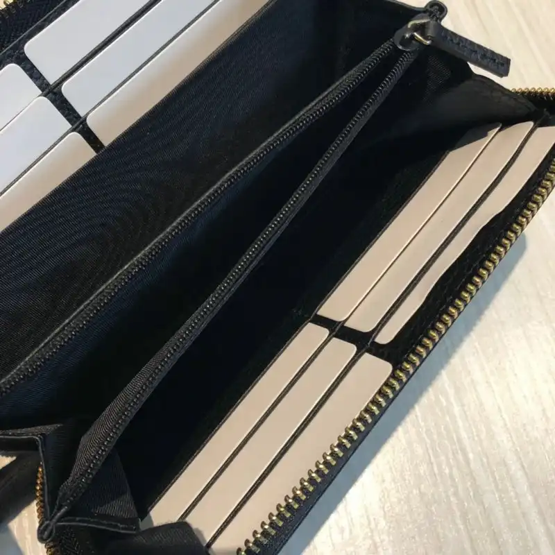 G*u*i bags 20guc0034