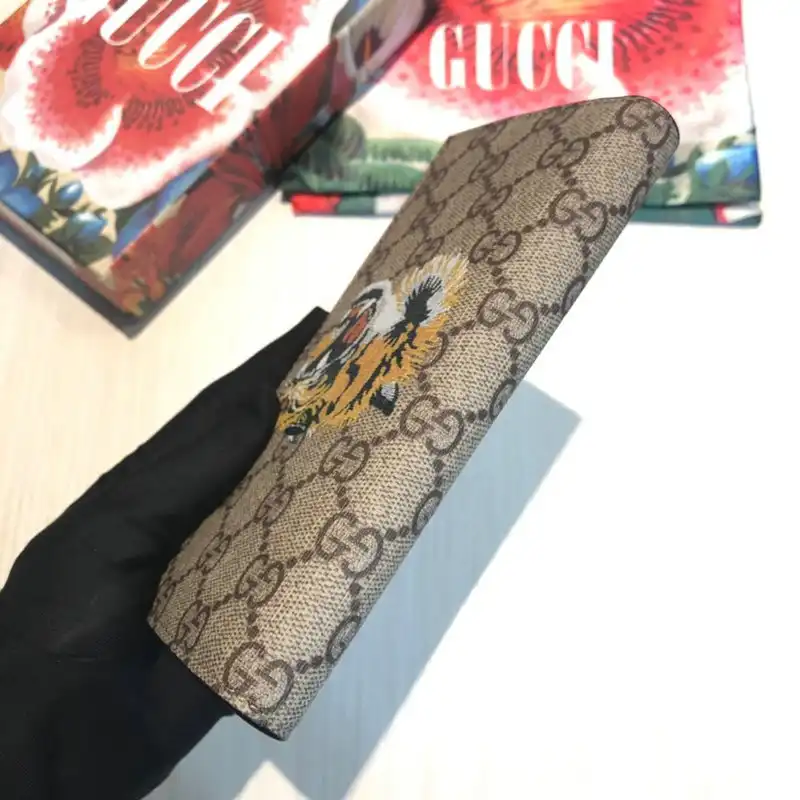 G*u*i bags 20guc0069