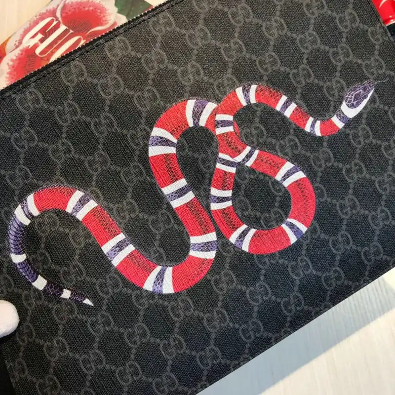 G*u*i bags 20guc0076