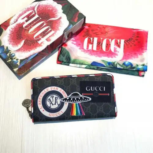 G*u*i bags 20guc0094