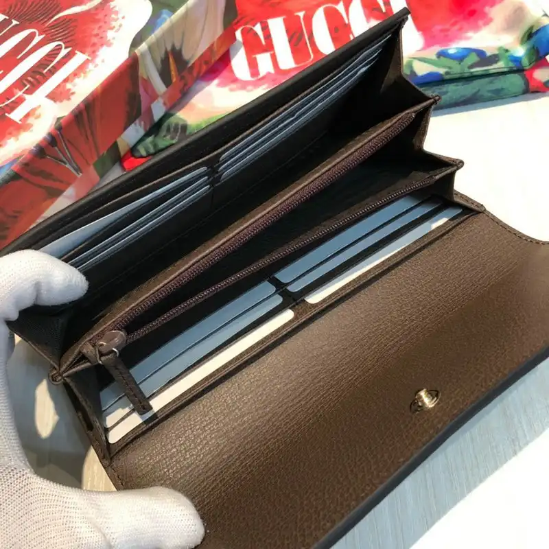 G*u*i bags 20guc0106