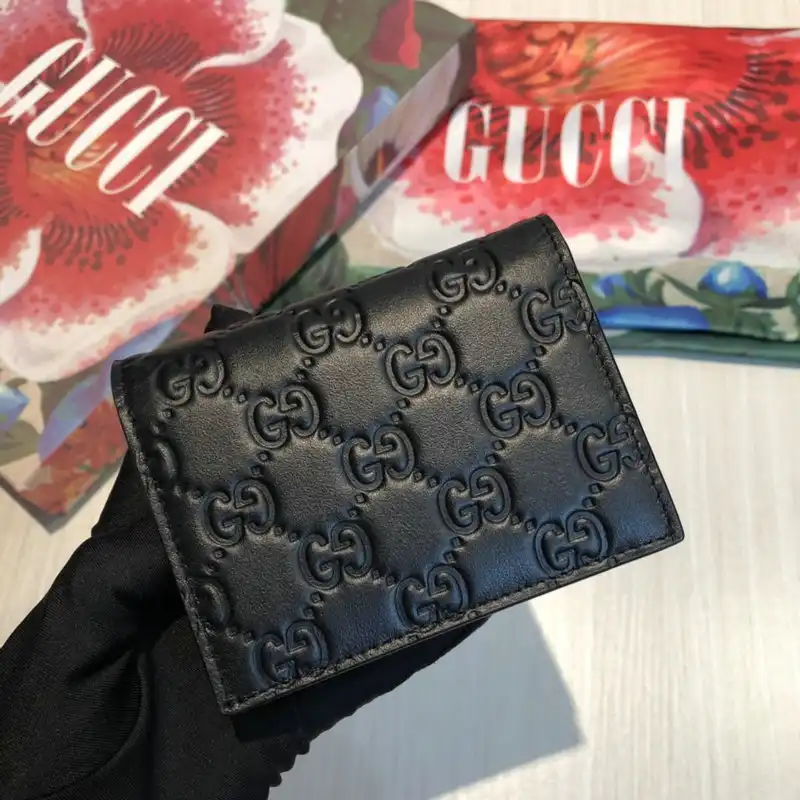 G*u*i bags 20guc0121