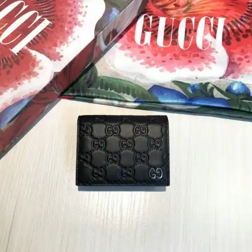 G*u*i bags 20guc0121