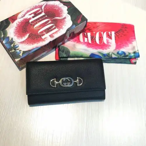 G*u*i bags 20guc0190