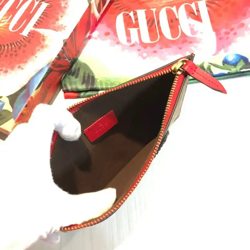 G*u*i bags 20guc0216