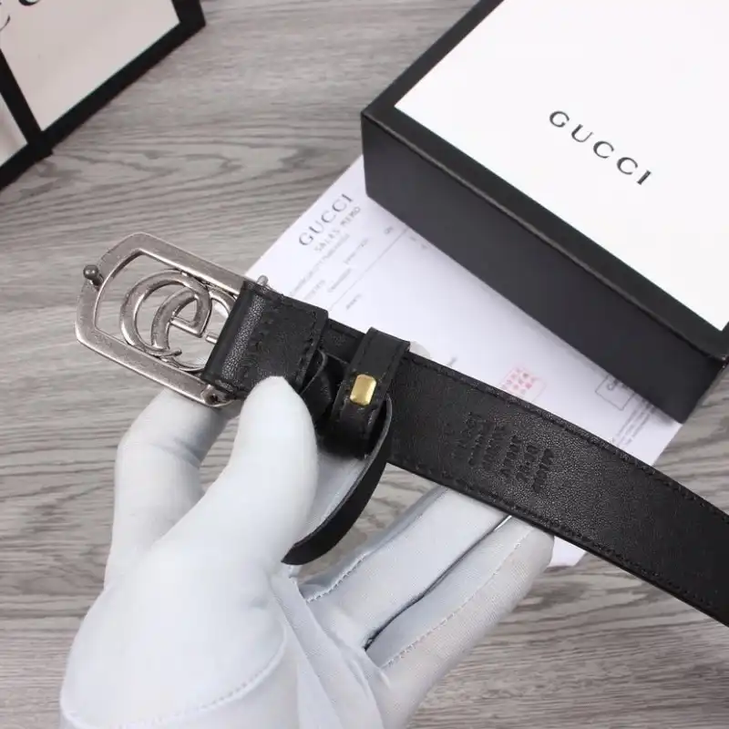 G*u*i s belt 20xia0080