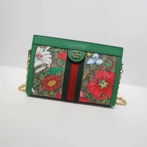 G*u*i bags 204b570081