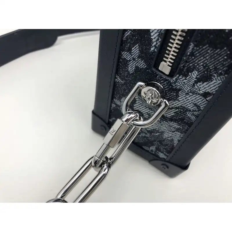 LV Bags 2101SH0010