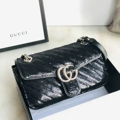 G*u*i bags 2101sh0047
