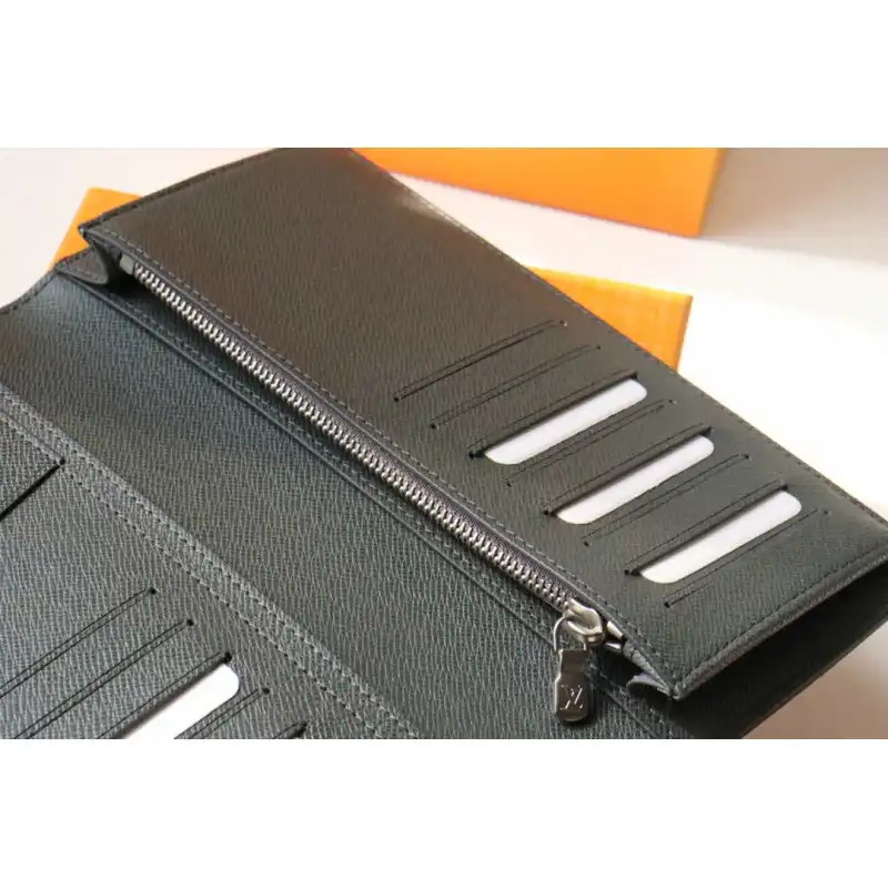 LV Bags 2102SH0004
