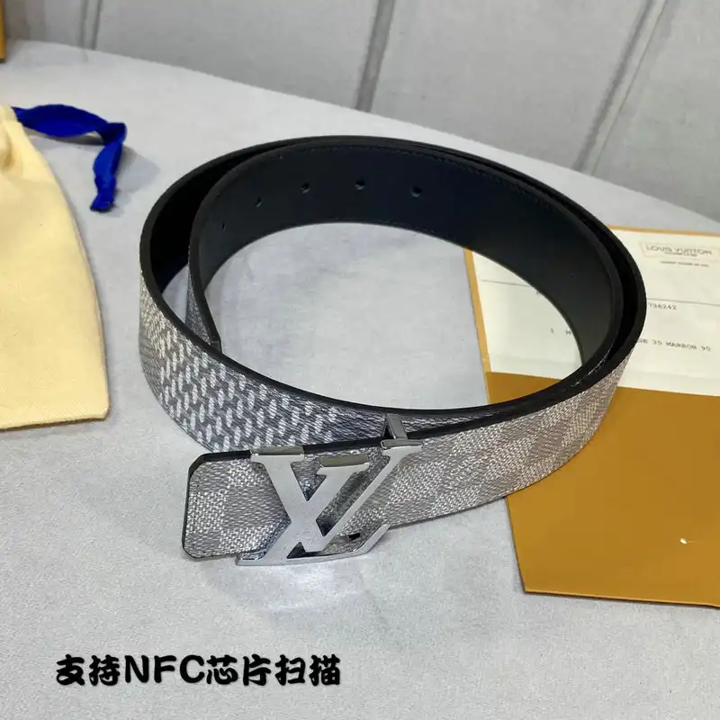 LV Belts 2102SH0040