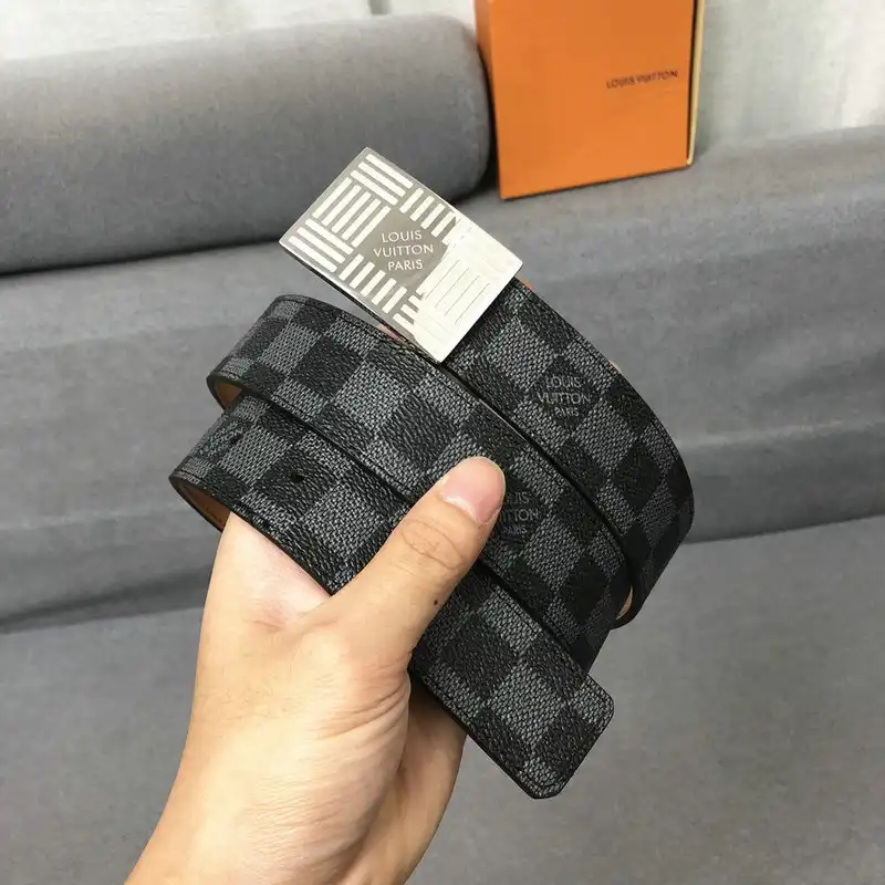 LV Belts 2102SH0069