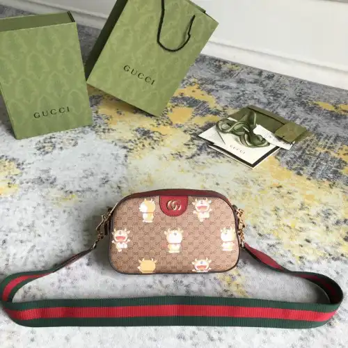 G*u*i bags 2104dj0020