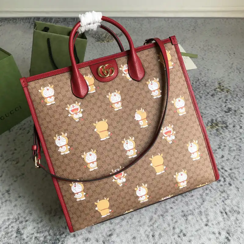 G*u*i bags 2104dj0022
