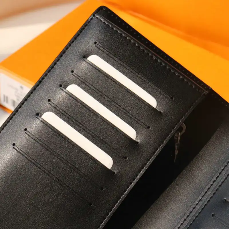 LV Bags 2104DJ0060