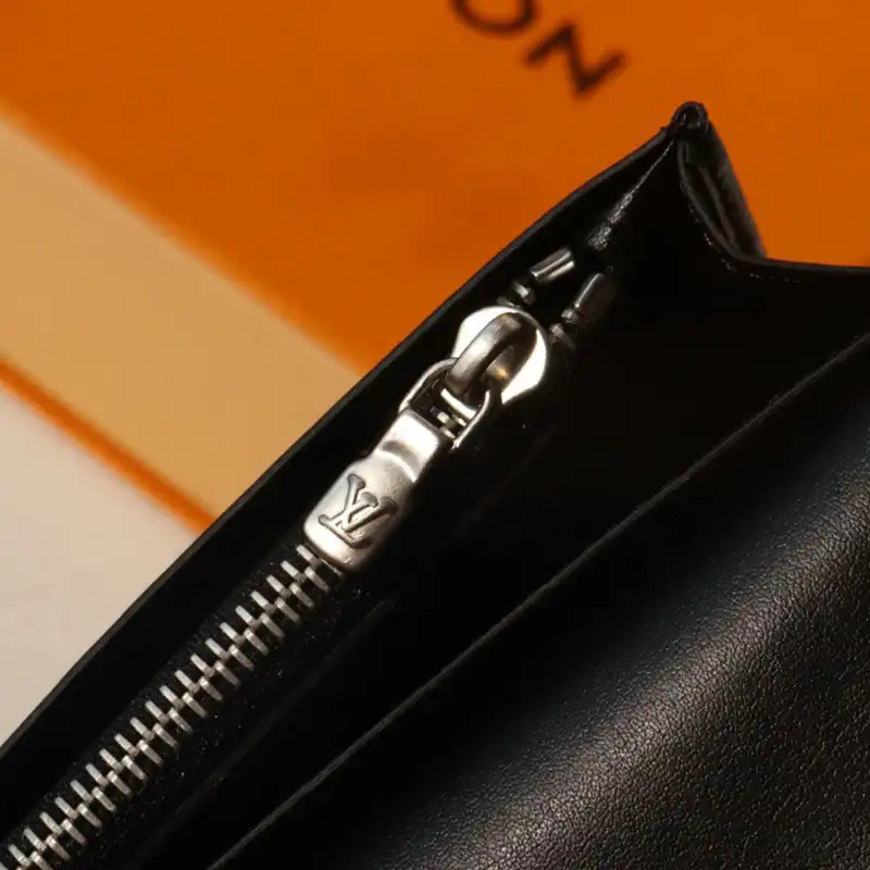 LV Bags 2104DJ0060