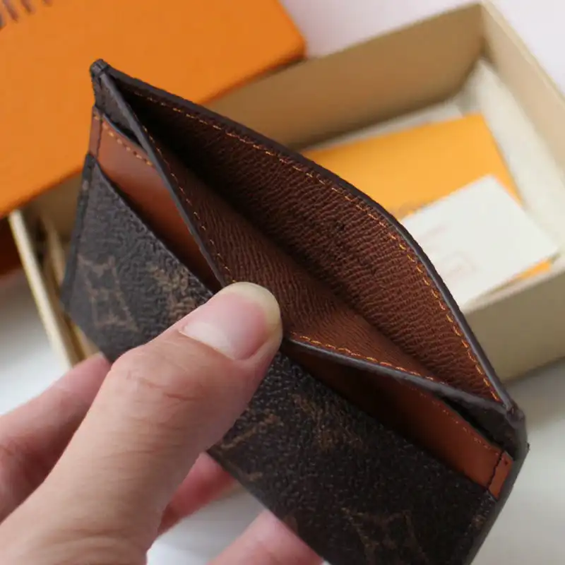 LV Bags 2104DJ0101