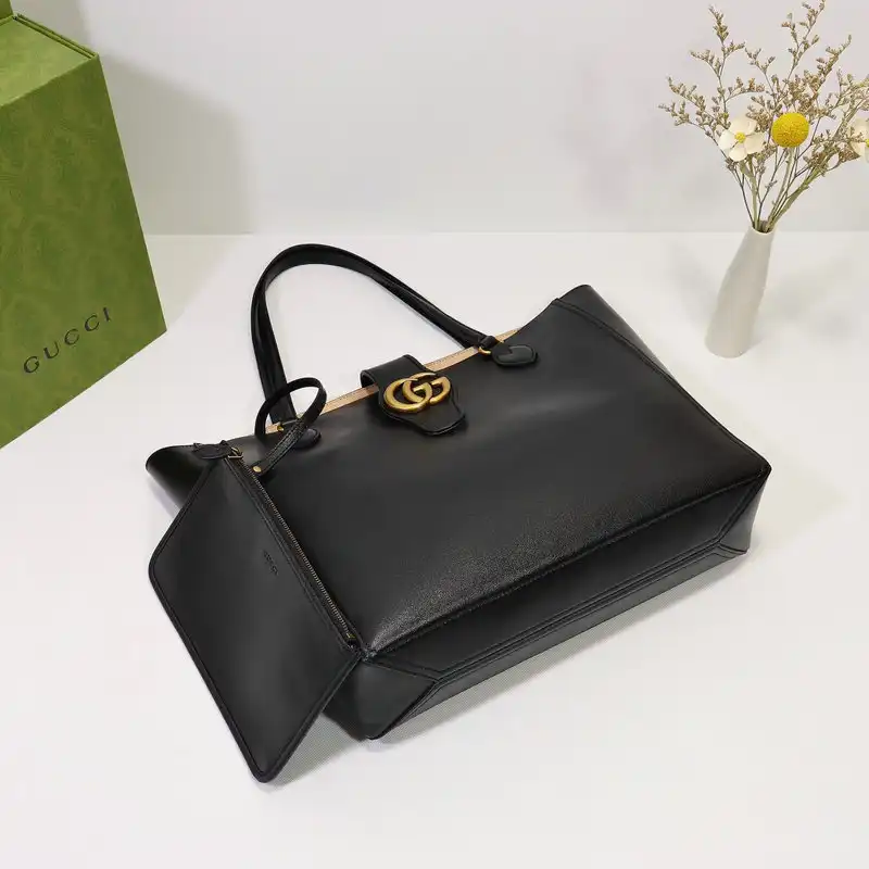 G*u*i bags 2106dj0037