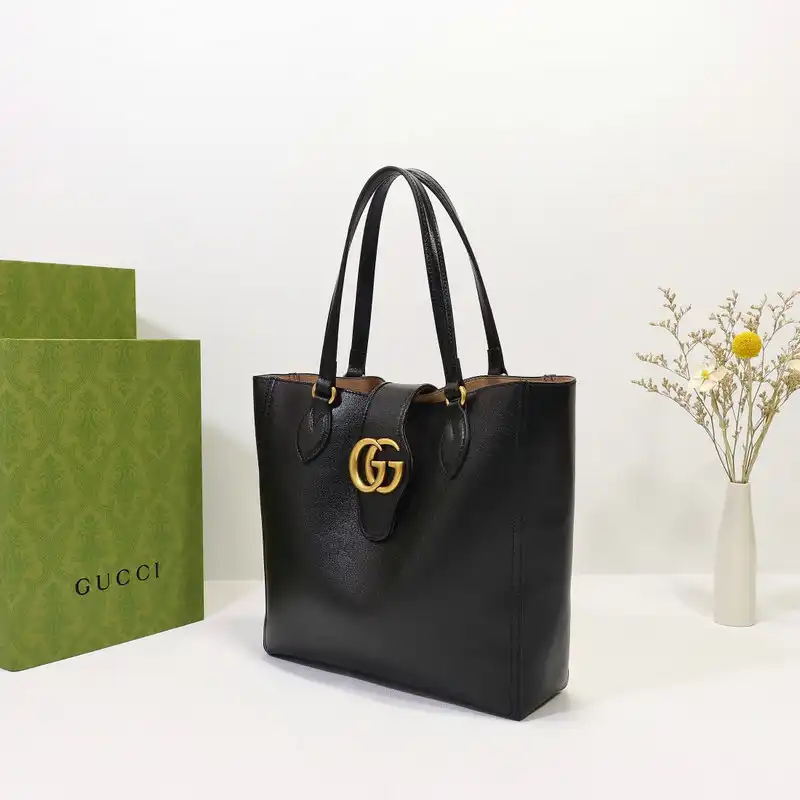 G*u*i bags 2106dj0039