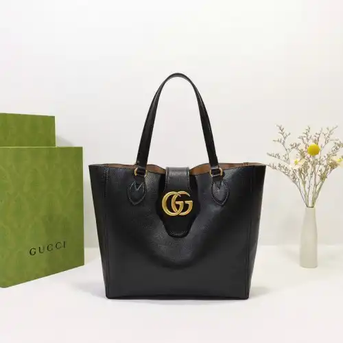 G*u*i bags 2106dj0039