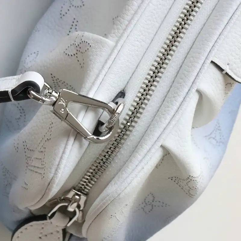 LV Bags 2106DJ0051