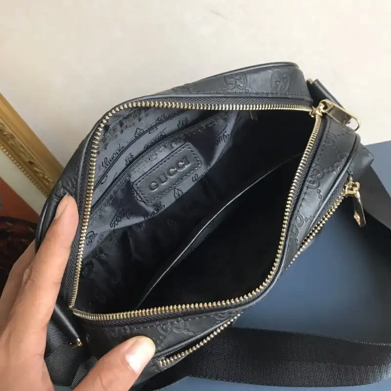 G*u*i bags 2107ya0030